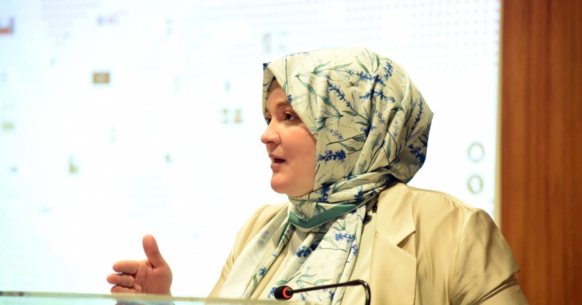 IUS welcomes ELS students back to campus