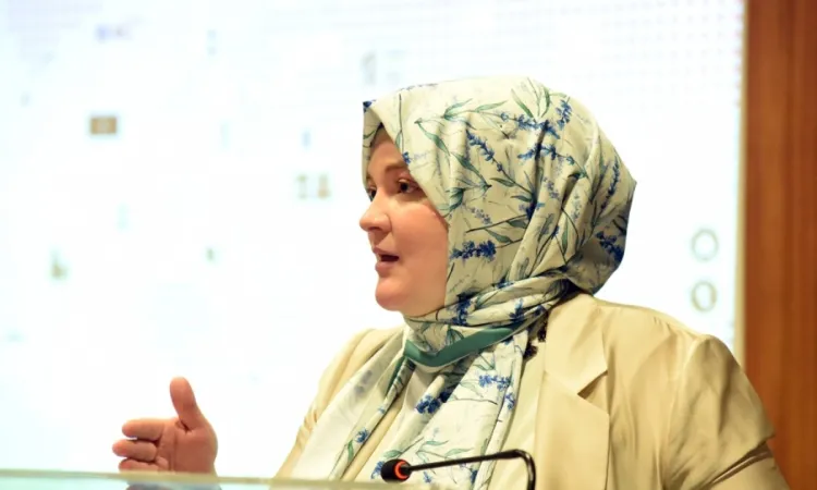 IUS welcomes ELS students back to campus