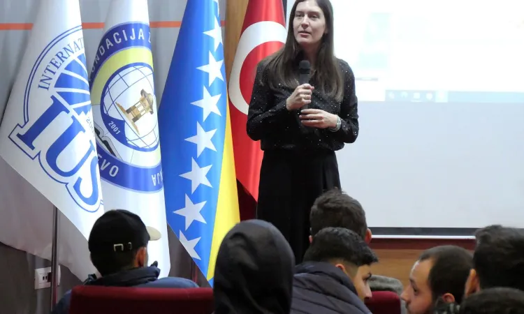 Na IUS-u održan seminar „Podizanje svijesti o upotrebi psihoaktivnih supstanci“